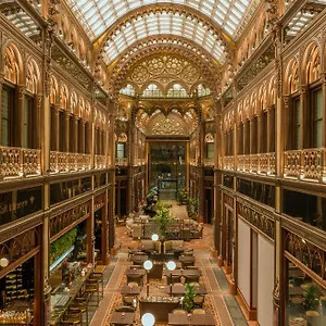 Parisi Udvar Budapest, Part Of Hyatt 5*, Budapest Ungern