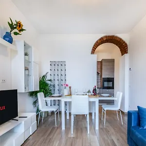 Divi - Strategic Place , Milan Italie
