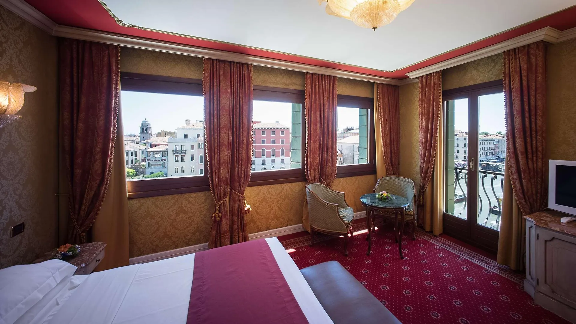 Hotel Nh Venezia Santa Lucia 4*, Benátky Itálie