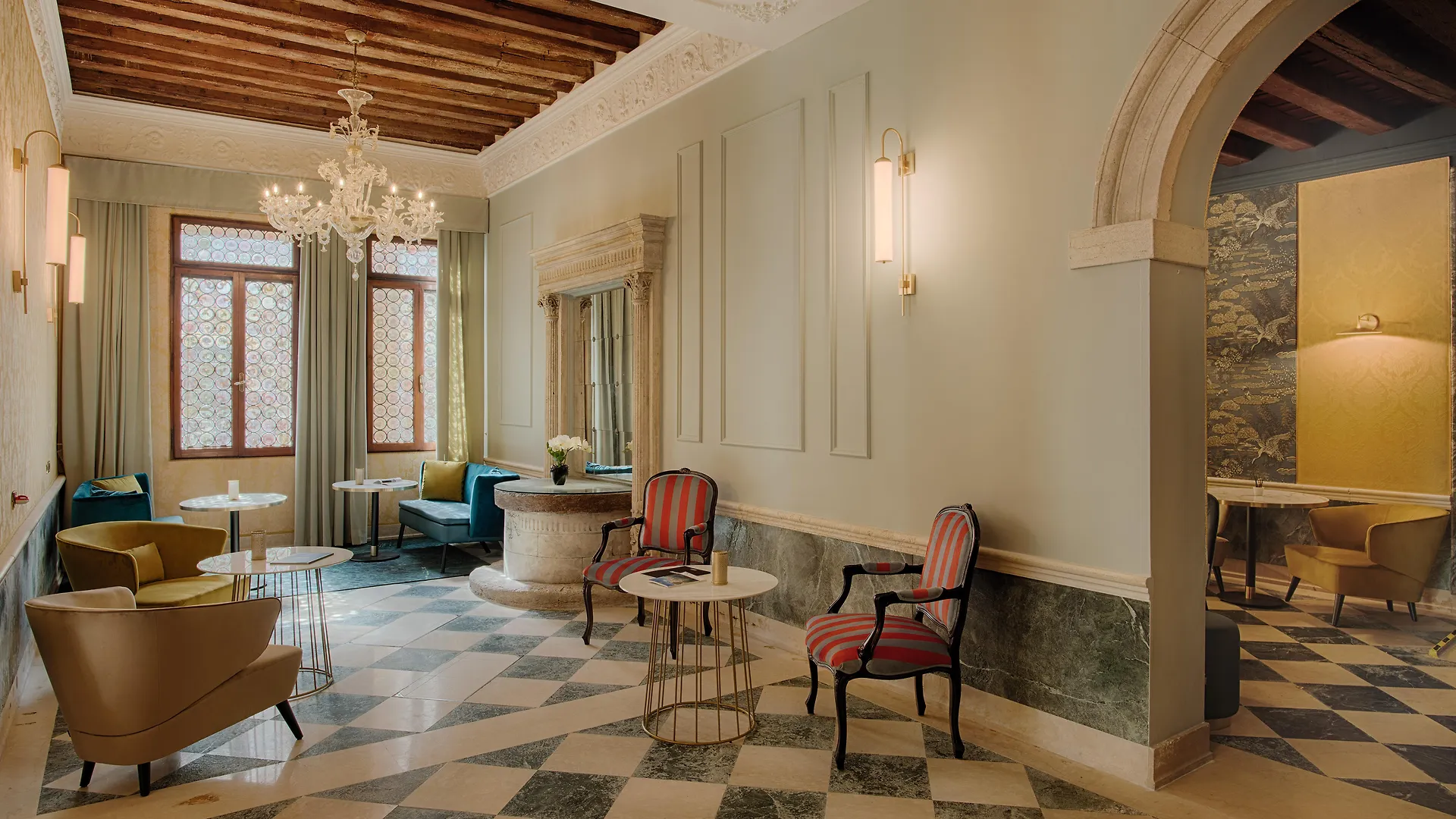 Nh Venezia Santa Lucia Hotel Venetië