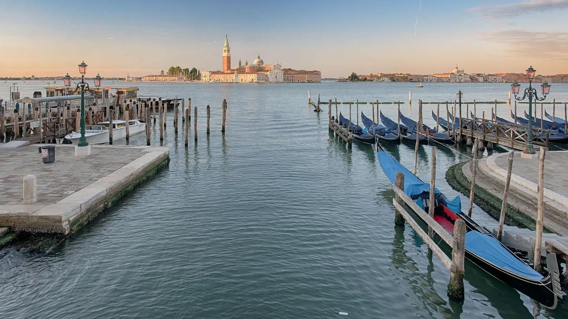 Nh Venezia Santa Lucia Hotel Venedig