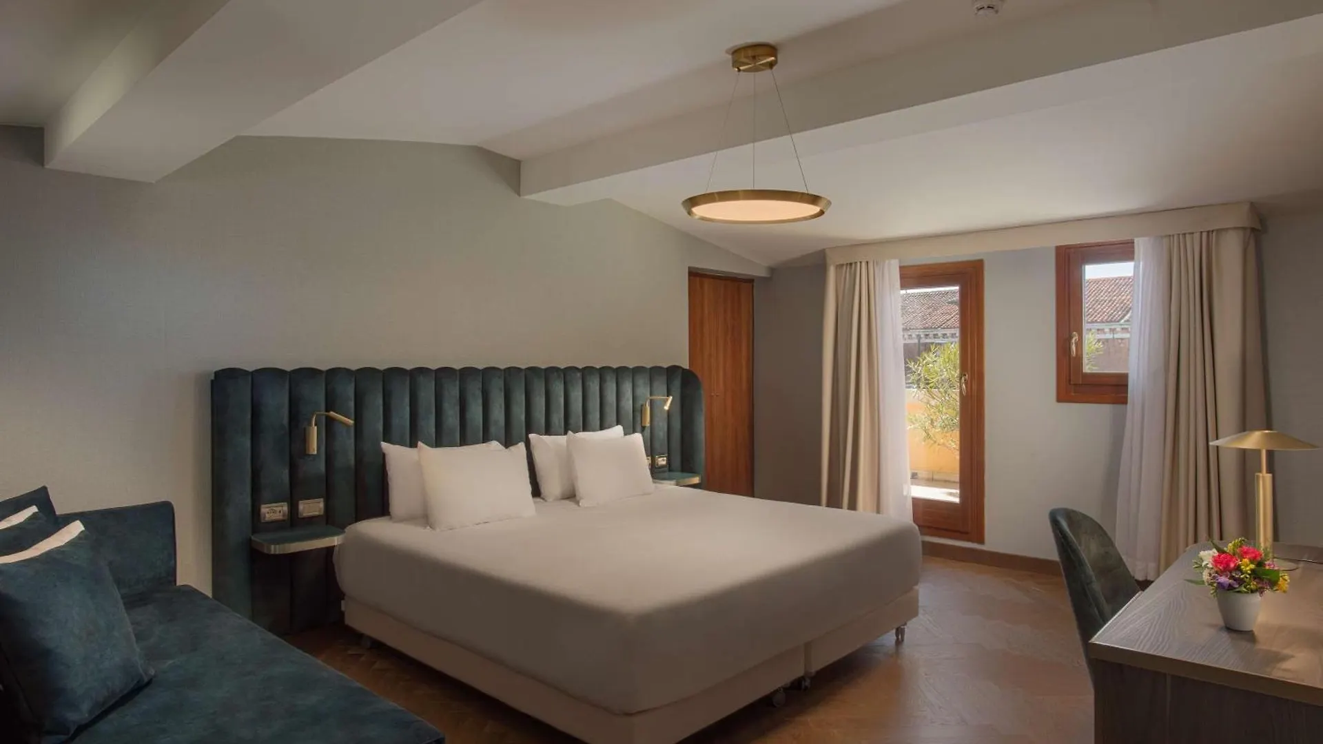 Nh Venezia Santa Lucia Hotel 4*, Venedig Italien