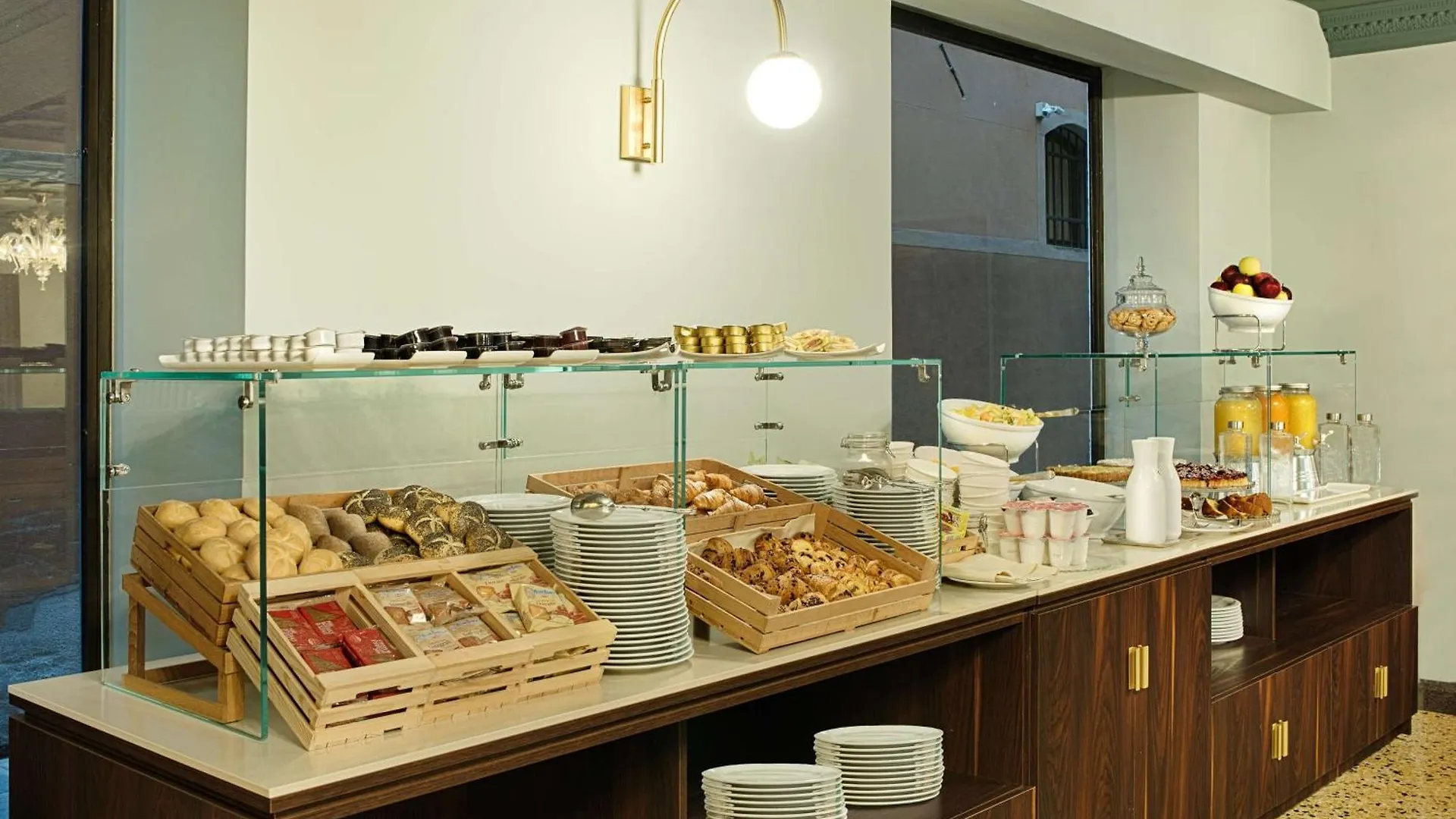 ****  Nh Venezia Santa Lucia Hotel Italien
