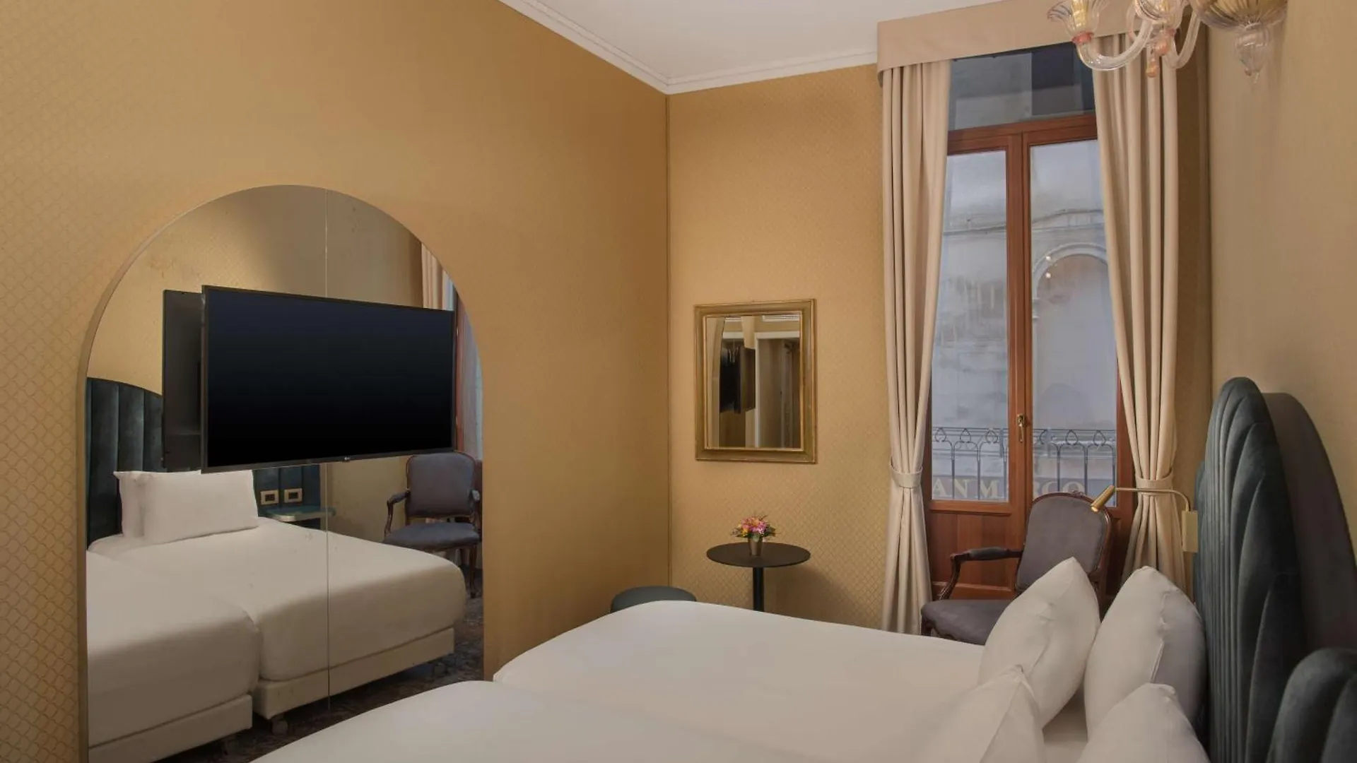 فندق Nh Venezia Santa Lucia 4*, البندقية إيطاليا