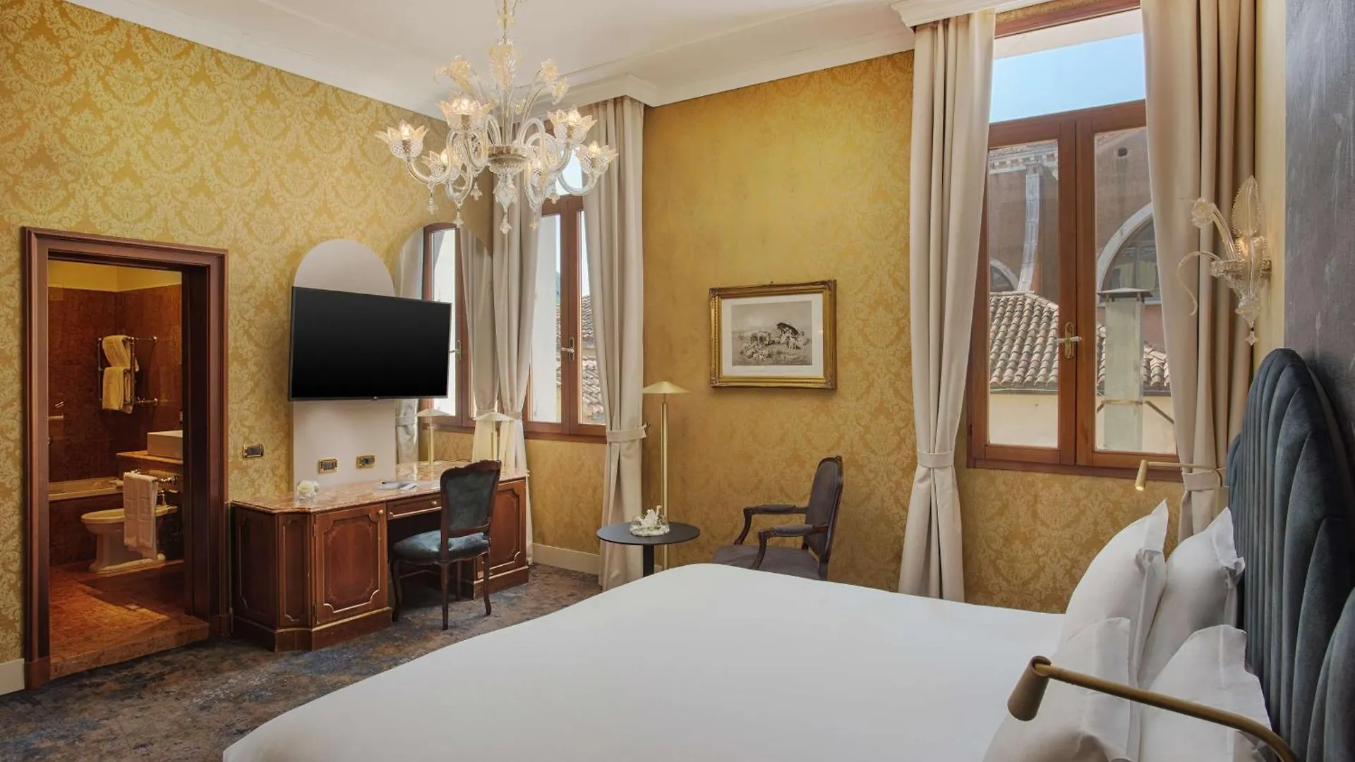 Nh Venezia Santa Lucia Hotel Venetië