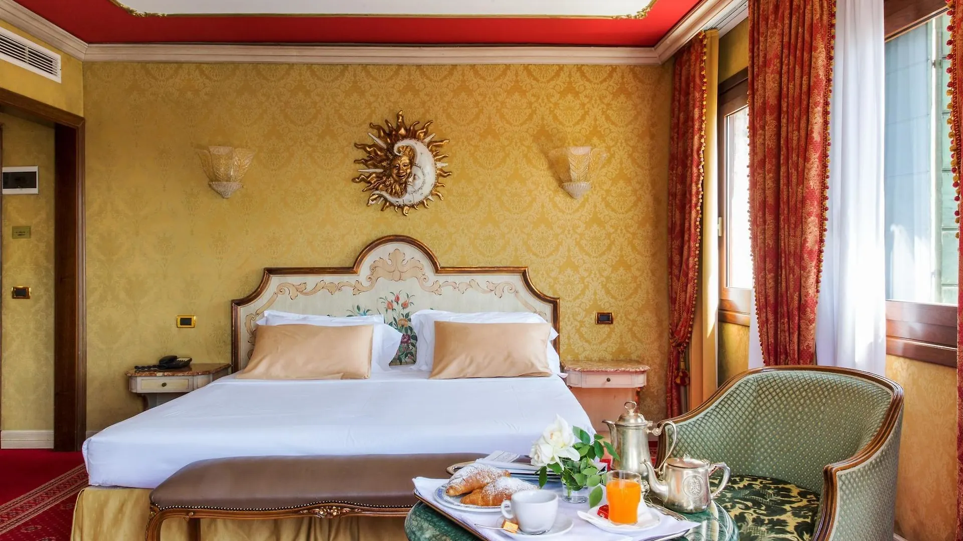 Nh Venezia Santa Lucia Hotel Italy