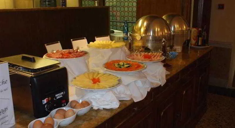 Nh Venezia Santa Lucia Hotel 4*, Venice Italy
