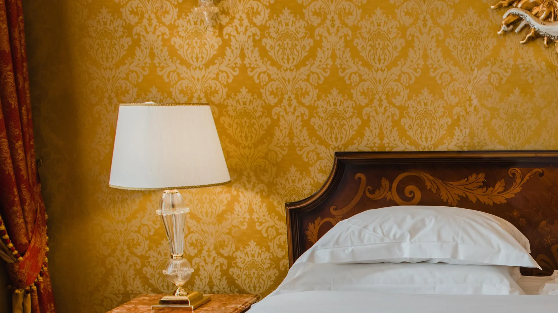 Nh Venezia Santa Lucia Otel 4*, Venedik
