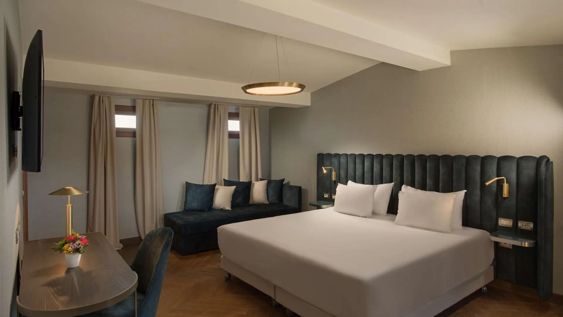 Hotel NH Venezia Santa Lucia
