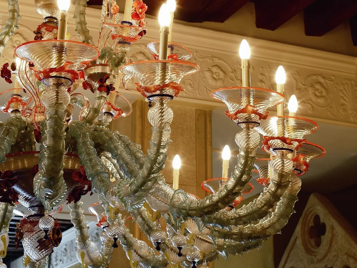 Nh Venezia Santa Lucia Otel