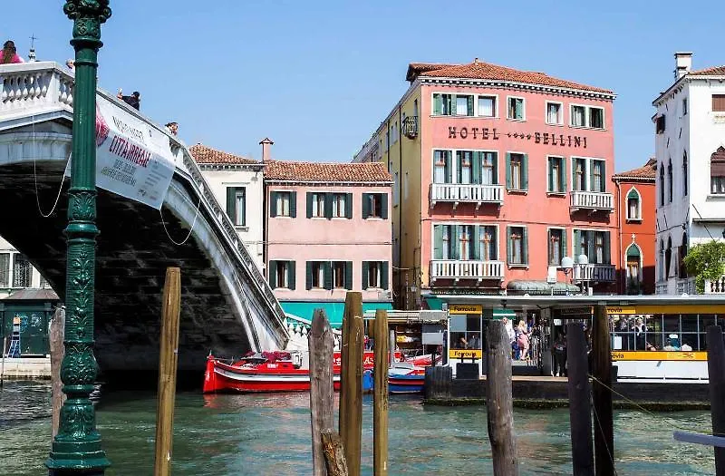 Nh Venezia Santa Lucia Otel  Venedik